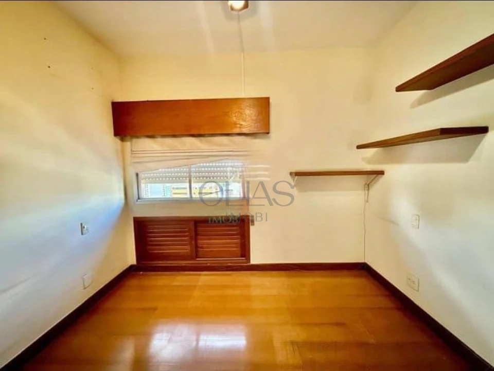 Apartamento À Venda Edifício Embaixador Londrina