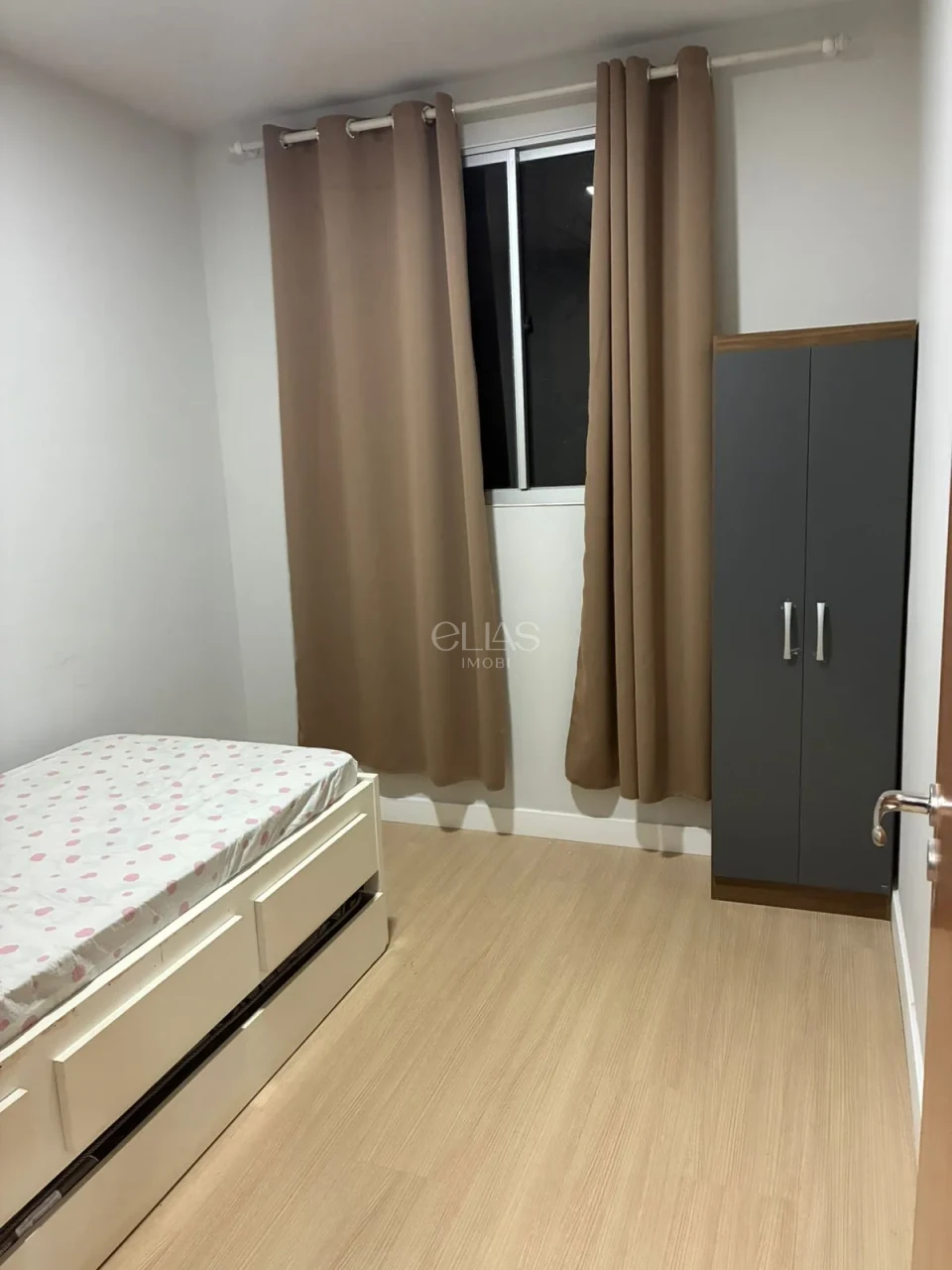 Apartamento À Venda E Locação Ed. Spazio Louvre Londrina