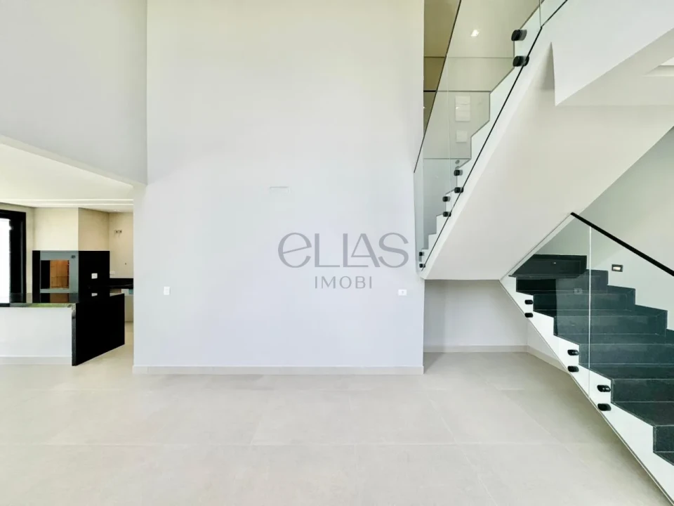 Imagens do imóveis Casa Em Condomínio À Venda Parque Tauá Londrina