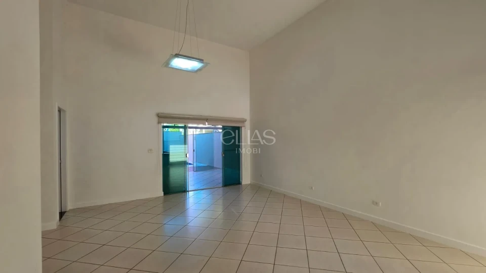 Casa À Venda No Condomínio Morada Imperial
