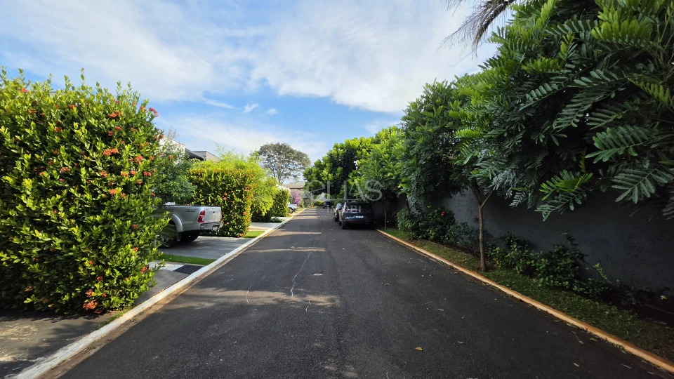 Imagens do imóveis Casa Térrea À Venda No Condominio Burle Marx