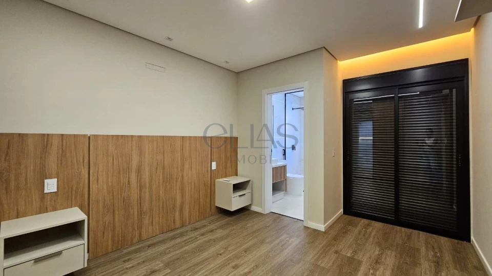 Imagens do imóveis Sobrado à Venda Parque Tauá