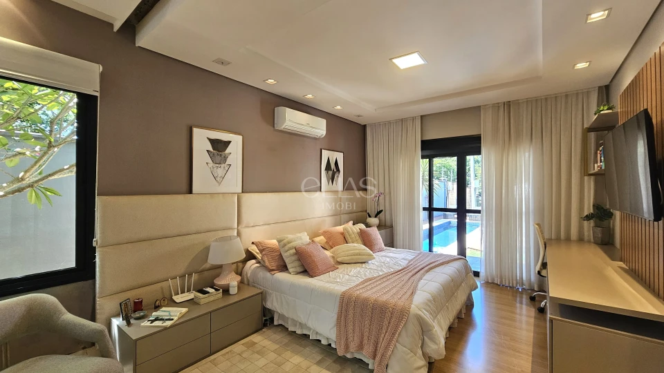 Casa Térrea à Venda no Condomínio Alphaville 2