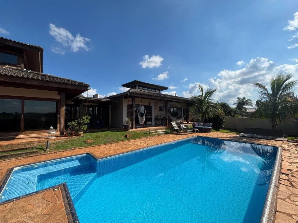 Imagens do imóveis Casa à Venda no Condomínio Estância Santa Paula