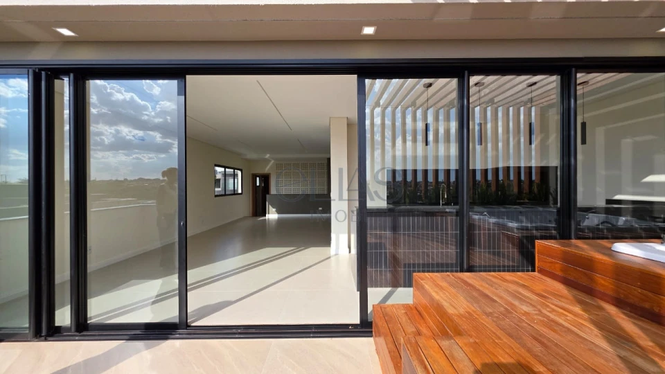 Imagens do imóveis Casa Em Condomínio À Venda Parque Tauá Londrina