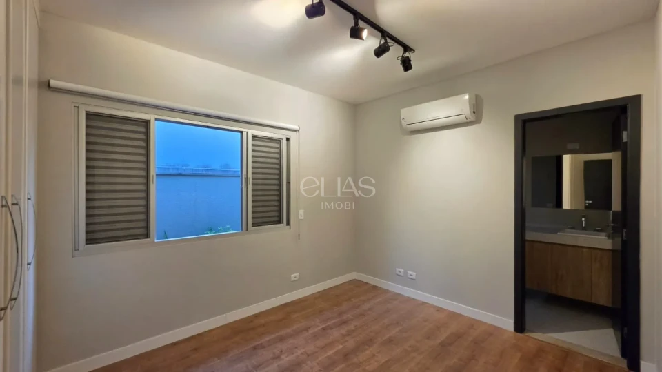 Casa Térrea À Venda No Cond. Bela Manhã