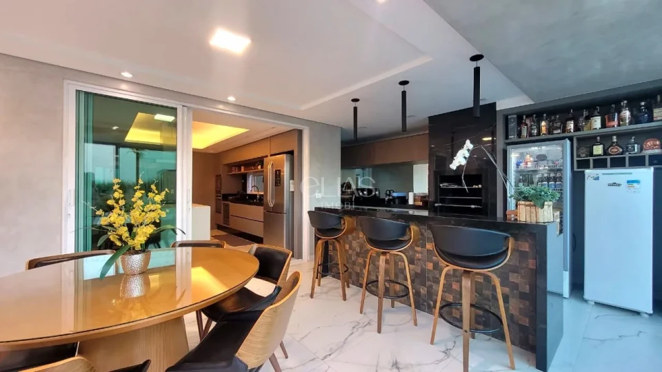 Imagens do imóveis Sobrado À Venda No Condomínio Santana Residence