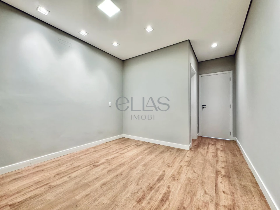 Imagens do imóveis Casa Em Condomínio À Venda Parque Tauá Londrina