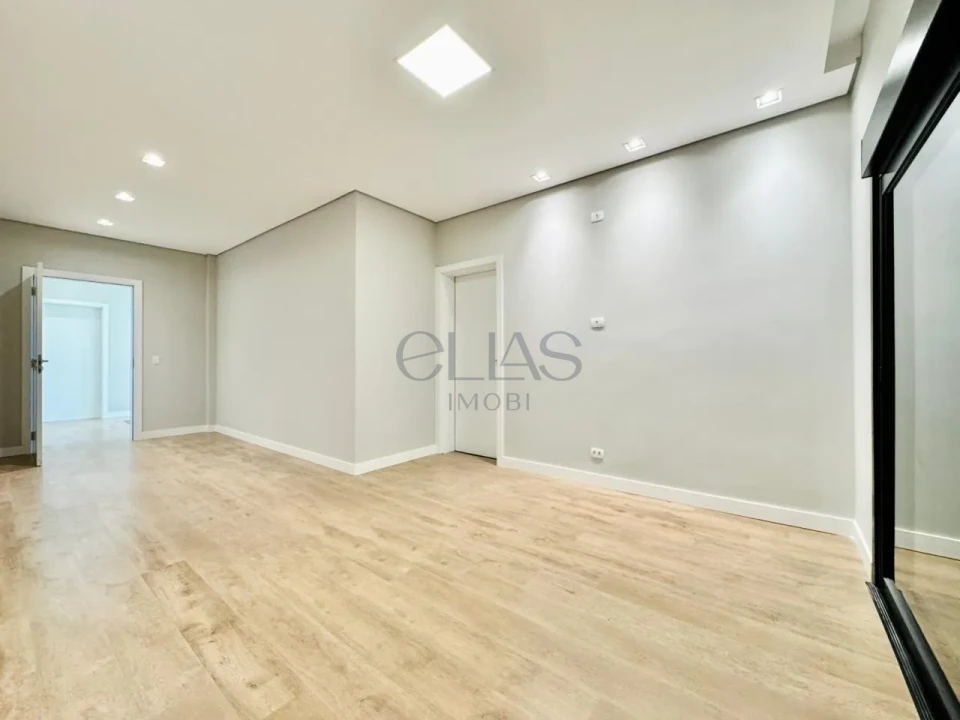 Imagens do imóveis Casa Em Condomínio À Venda Parque Tauá Londrina