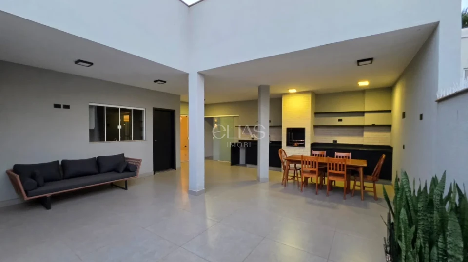 Casa Térrea À Venda No Cond. Bela Manhã