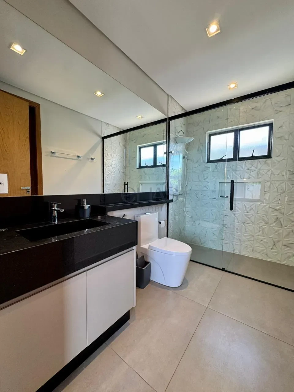 Imagens do imóveis Casa À Venda Com 4 Suítes No Cond. Estância Santa Paula