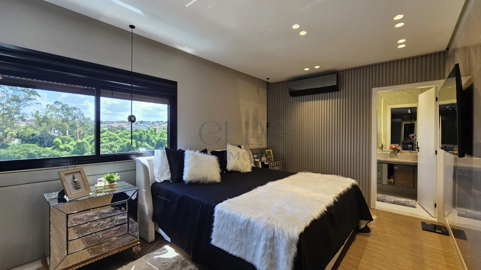 Imagens do imóveis Sobrado à Venda no Parque Tauá Condomínio Tangará