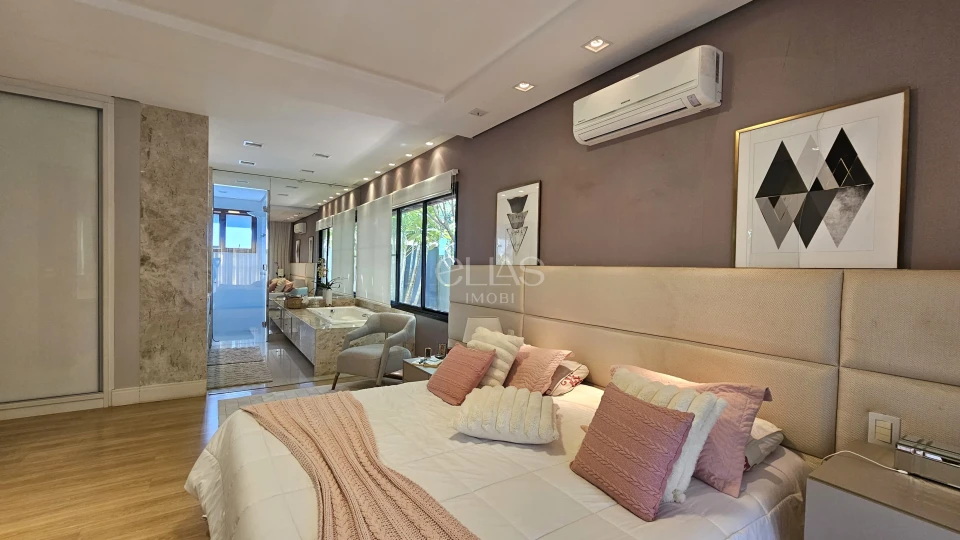 Casa Térrea à Venda no Condomínio Alphaville 2