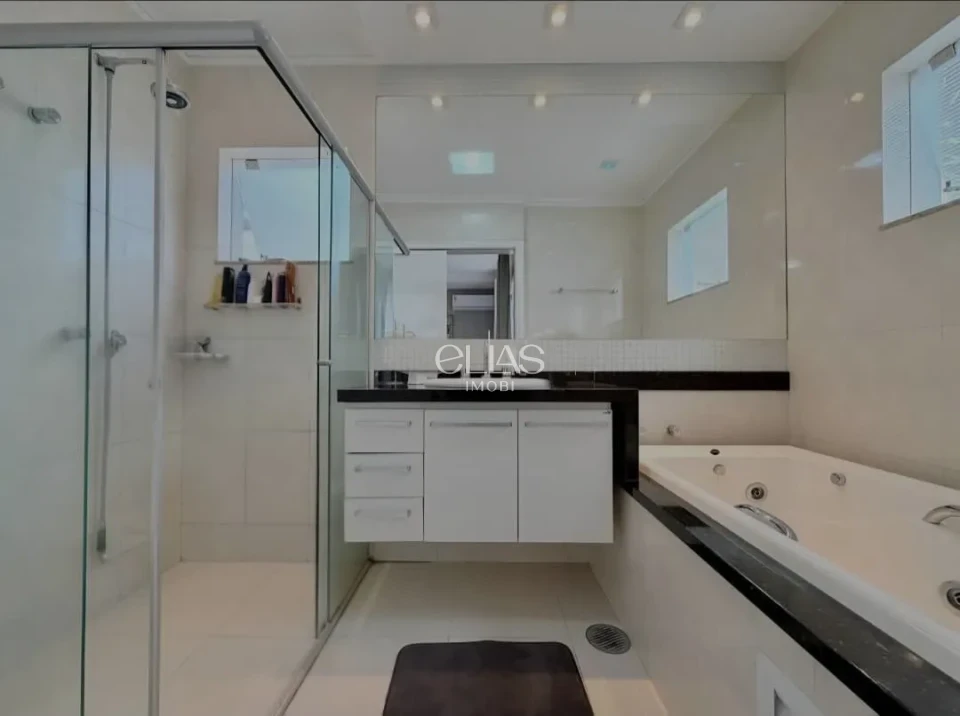 Imagens do imóveis Casa Em Condomínio À Venda Royal Forest Residence & Resort Londrina