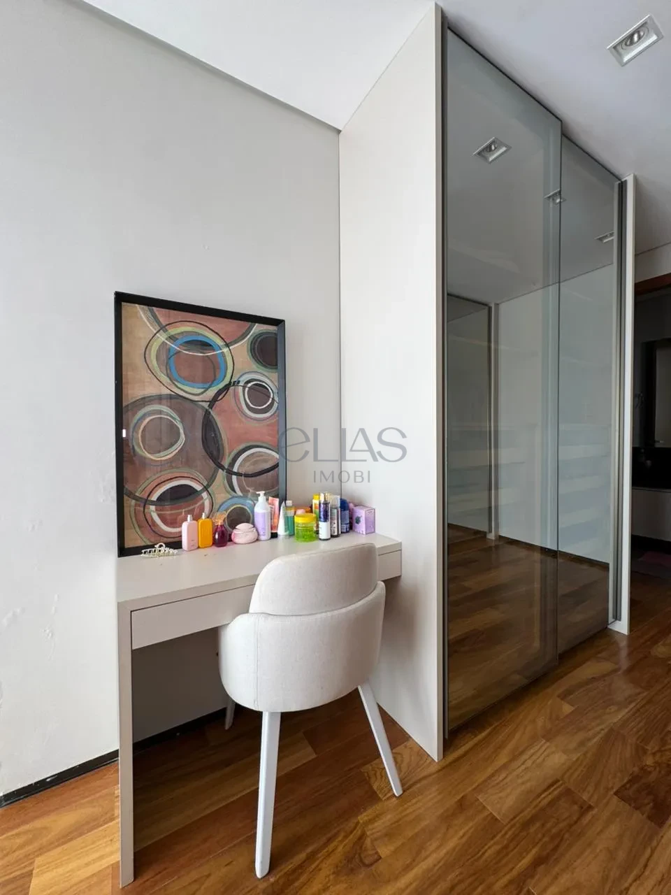 Imagens do imóveis Casa À Venda Com 4 Suítes No Cond. Estância Santa Paula