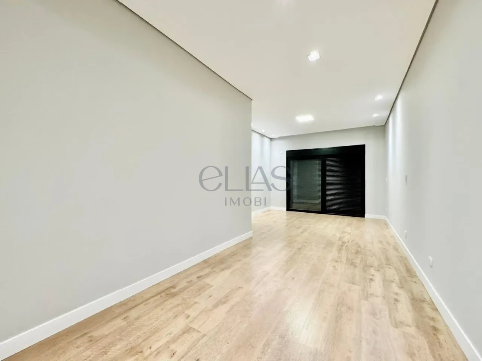 Imagens do imóveis Casa Em Condomínio À Venda Parque Tauá Londrina