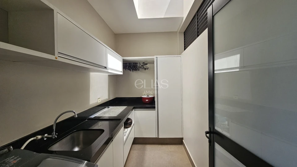 Casa Térrea à Venda no Condomínio Alphaville 2