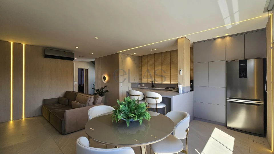 Imagens do imóveis Sobrado à Venda no Parque Tauá Condomínio Tangará