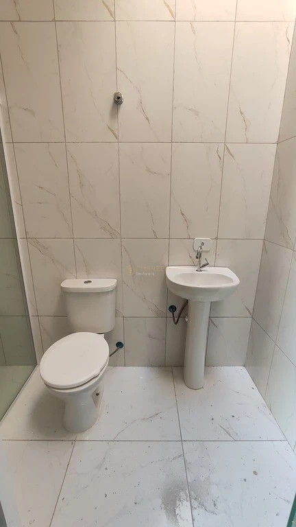 SOBRADO EM CONDOMÍNIO NO BALNEÁRIO GAIVOTAS