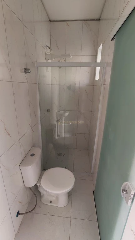 SOBRADO EM CONDOMÍNIO NO BALNEÁRIO GAIVOTAS
