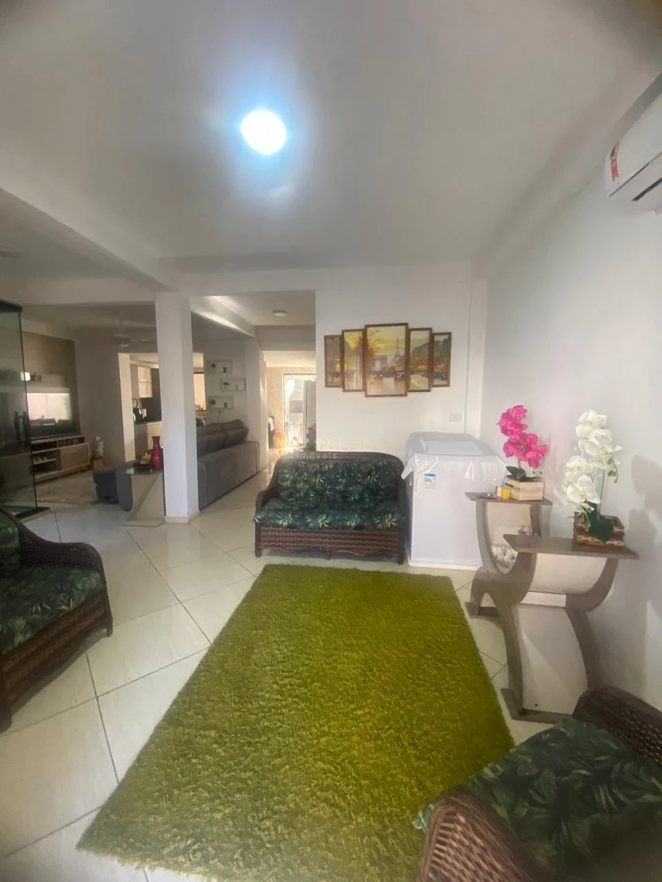 Sobrado com 4 suites em Paranaguá
