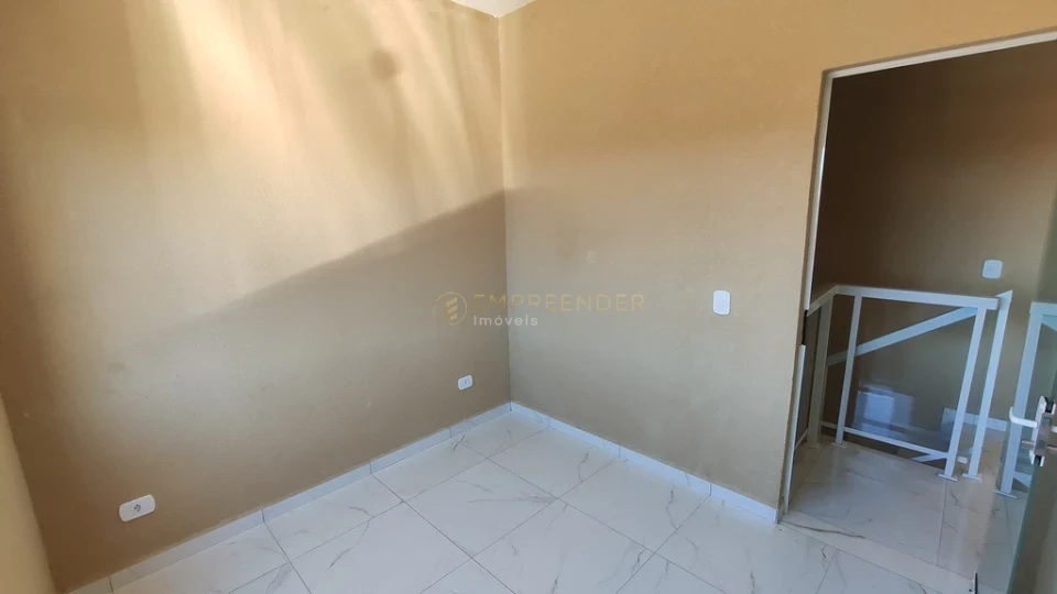 SOBRADO EM CONDOMÍNIO NO BALNEÁRIO GAIVOTAS