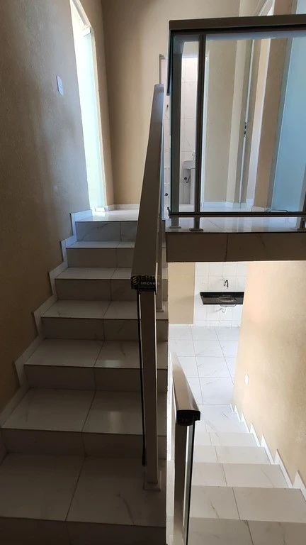SOBRADO EM CONDOMÍNIO NO BALNEÁRIO GAIVOTAS