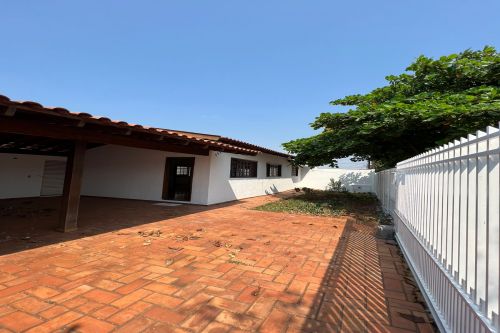 Casa Térrea para Locação zona Leste  - São Pedro
