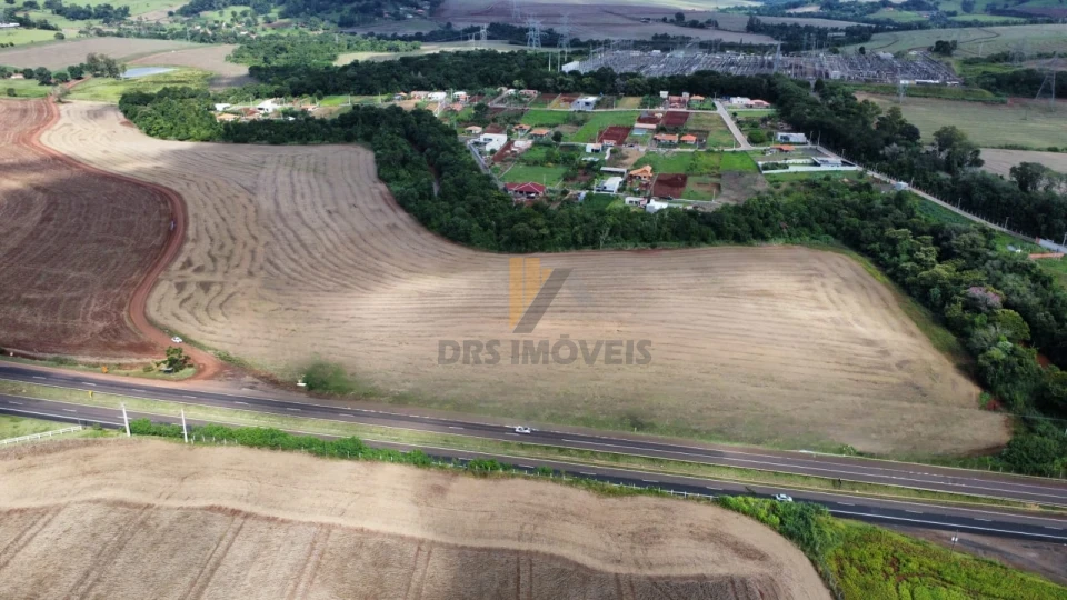 Terreno as margens da PR 445 sentido Londrina/Curitiba