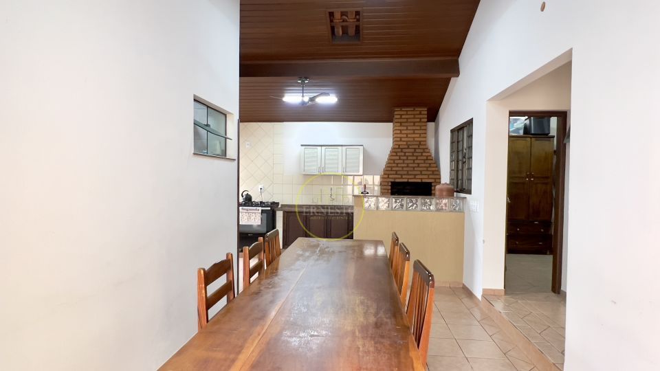 CASA TERREA AVENIDA TIRANDENTES