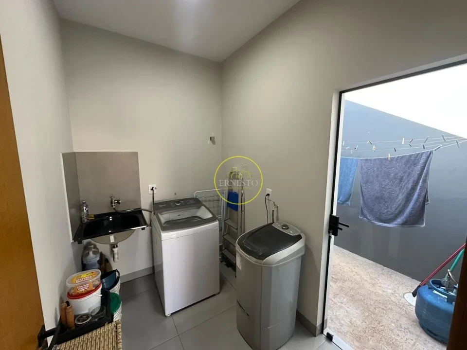 Imagens do imóveis CASA- IARAS