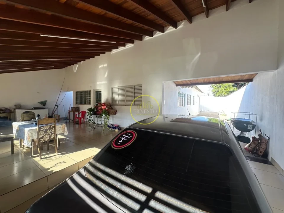 Imagens do imóveis CASA/PONTO COMERCIAL - ESTAÇÃO