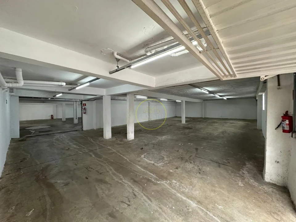 Imagens do imóveis GALPÃO- ESTACIONAMENTO
