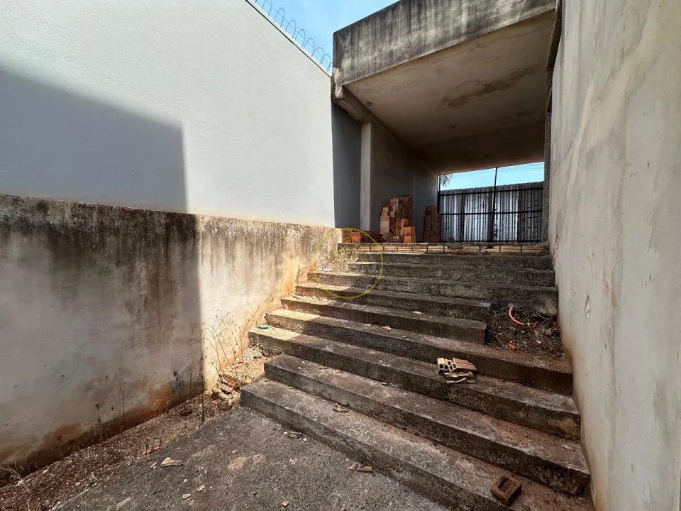 Imagens do imóveis CASA ALTO PADRÃO - CHACARA PEIXE