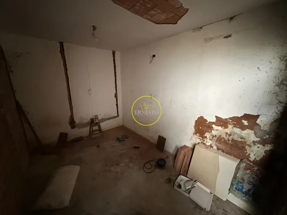Imagens do imóveis CASA/PONTO COMERCIAL - ESTAÇÃO