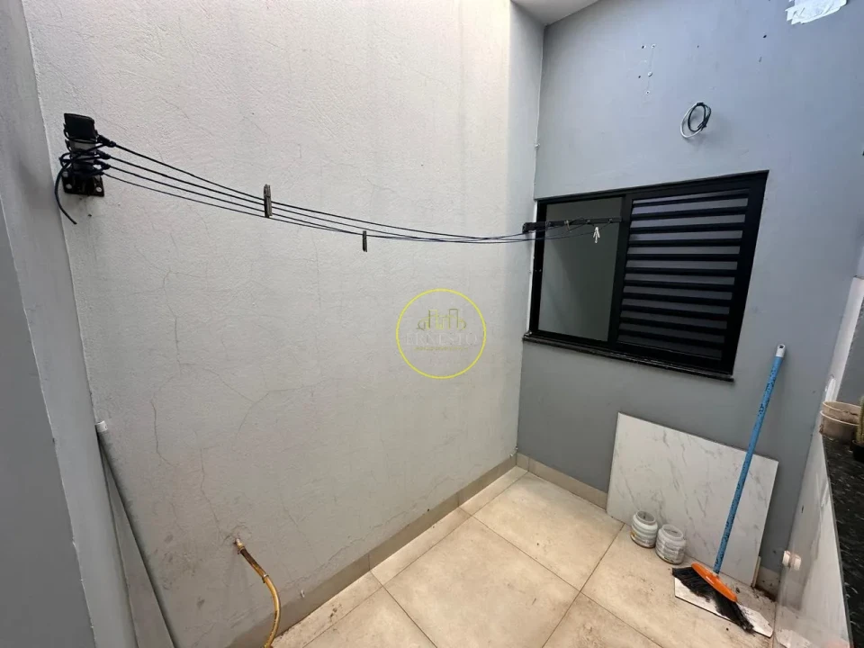 Imagens do imóveis CASA RESIDENCIAL