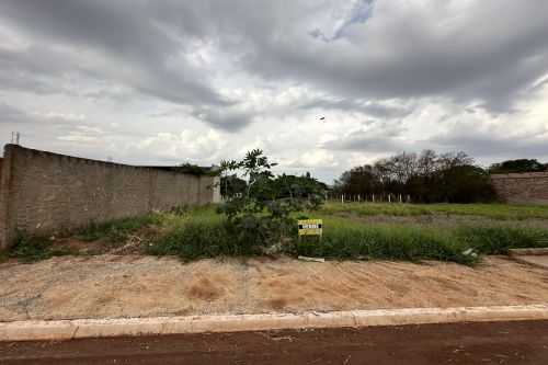 TERRENO BOSQUE LORENZETTI