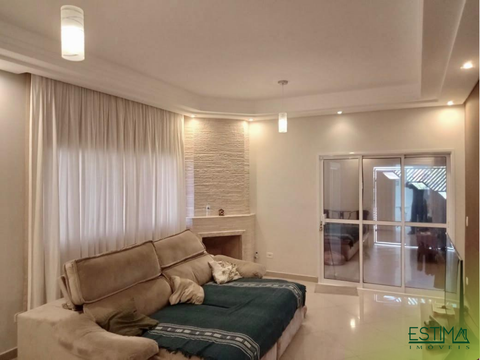 Casa 4 Quartos Sendo 1 Suíte no Vila das Flores