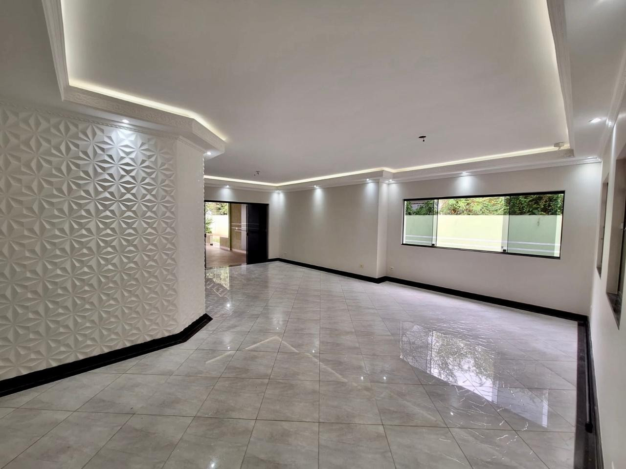 Linda Casa para Locação no Mirante do Vale