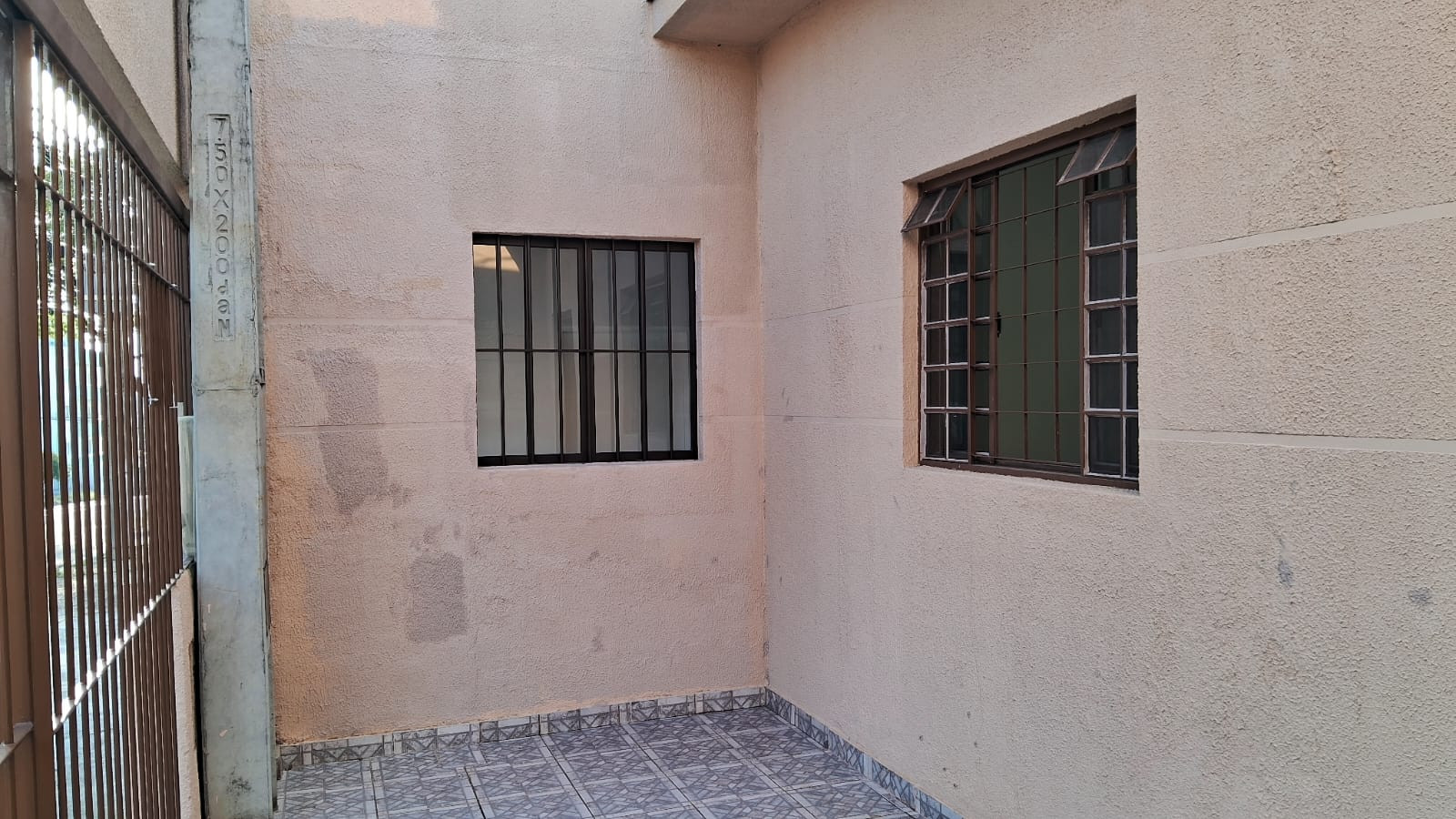 Sala Comercial no Bosque dos Eucaliptos