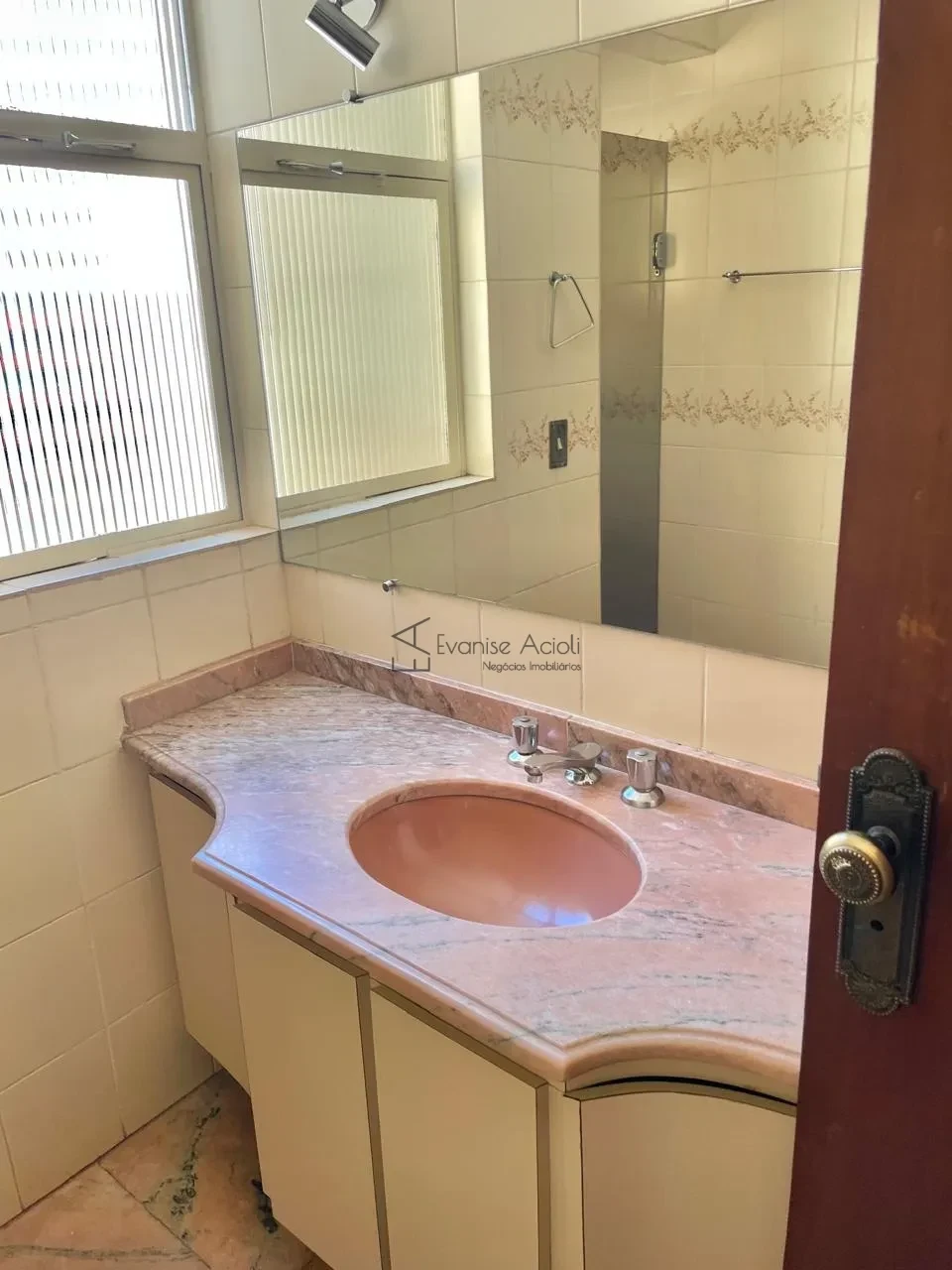 Imagens do imóveis EDIFÍCIO JOÃO NICOLAU