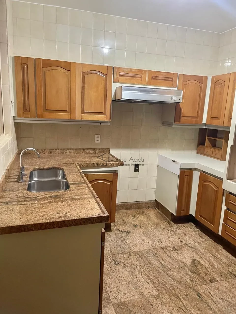 Imagens do imóveis EDIFÍCIO JOÃO NICOLAU