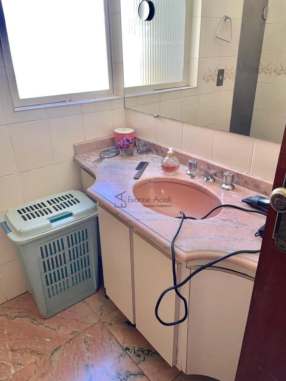 Imagens do imóveis EDIFÍCIO JOÃO NICOLAU