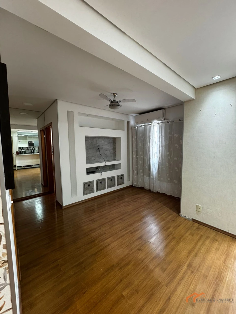 Imagens do imóveis APARTAMENTO ED. ACQUAROYAL | Decorado.
