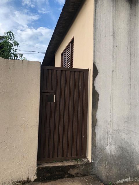Imagens do imóveis CASA COM EDÍCULA.