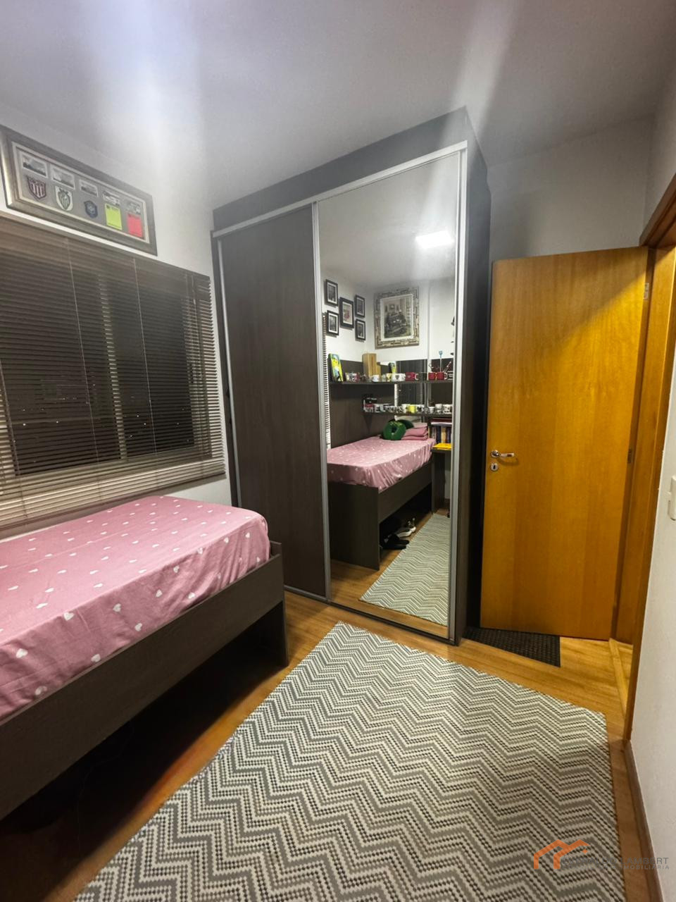 Imagens do imóveis APARTAMENTO ED. ACQUAROYAL