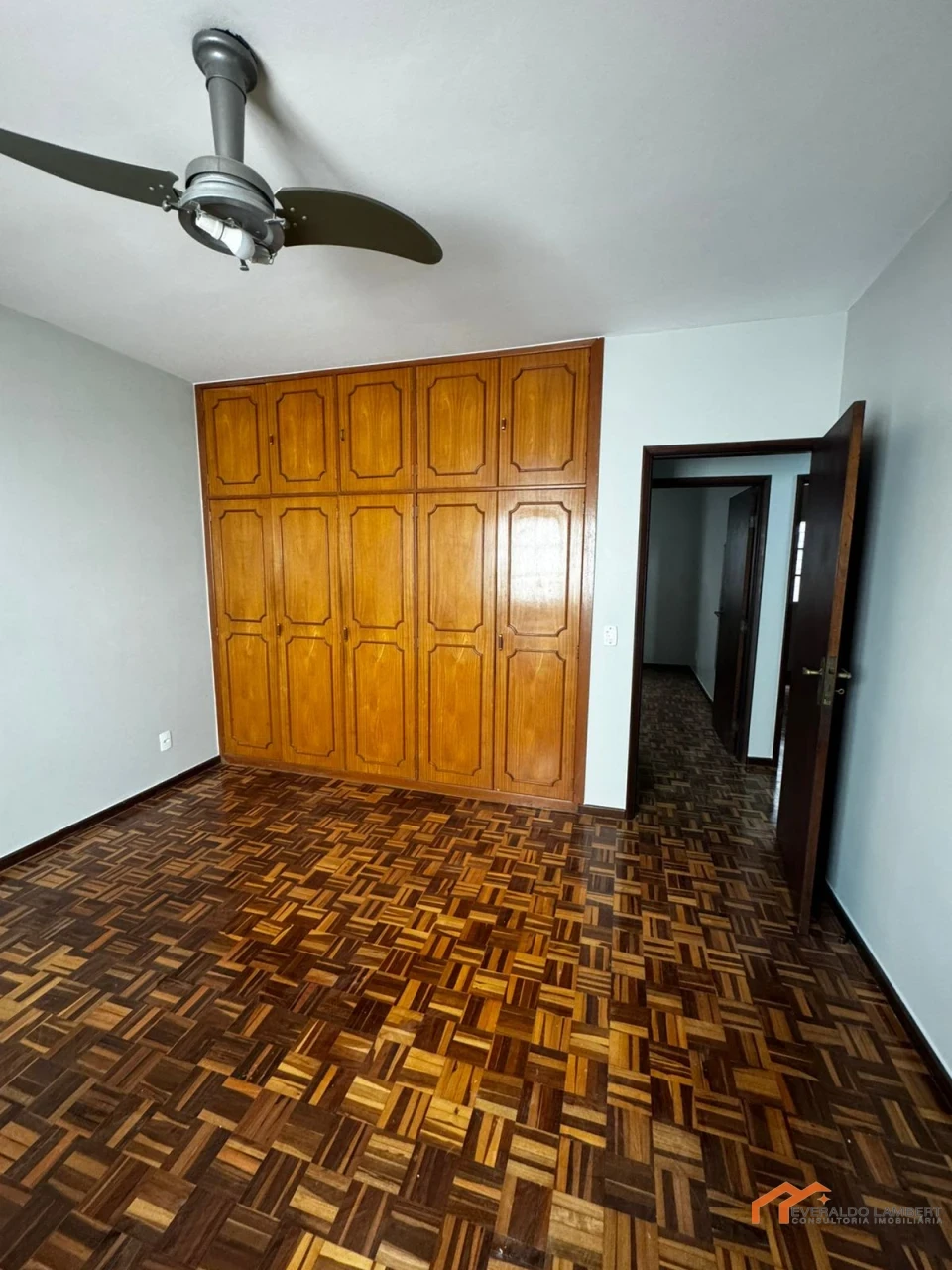 Imagens do imóveis CASA JD. QUEBEC