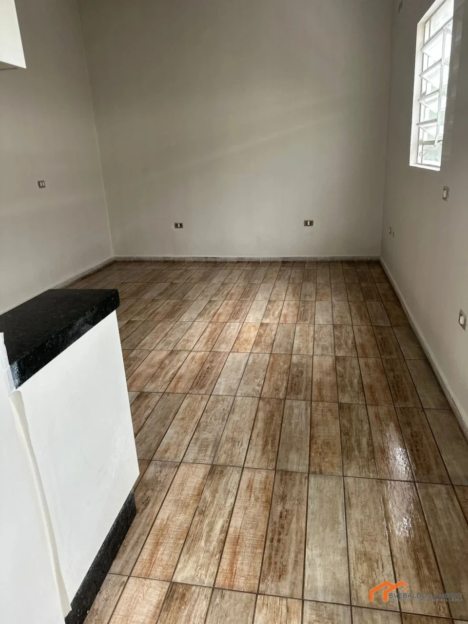 Imagens do imóveis KITNET TÉRREA | MOBILIADO.