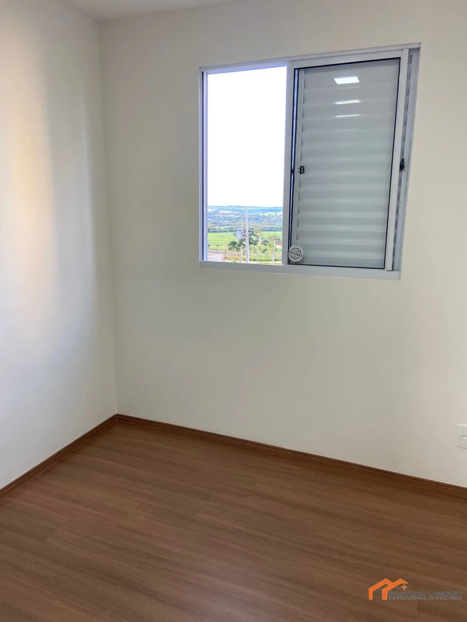 Imagens do imóveis APARTAMENTO ED. LAKE PORTINARI