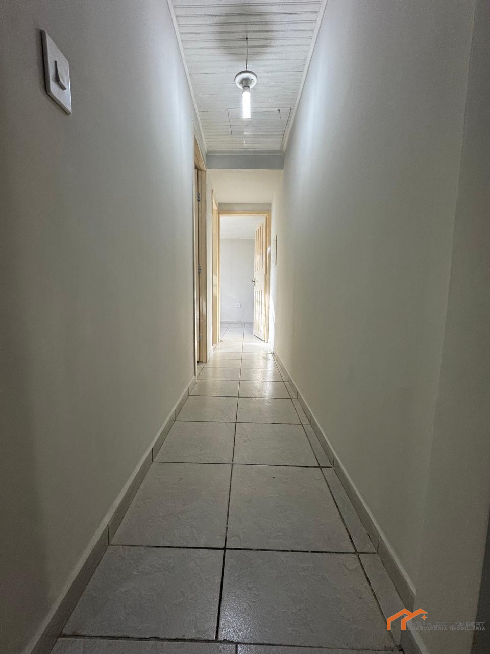 Imagens do imóveis CASA REFORMADA JD. IMAGAWA.